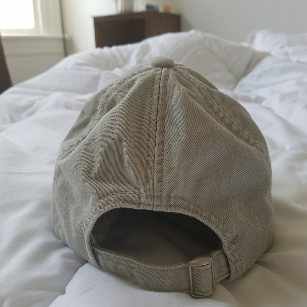 Amercian Eagle Baseball Cap 🌒 and 🌟 - Picture 4 of 4